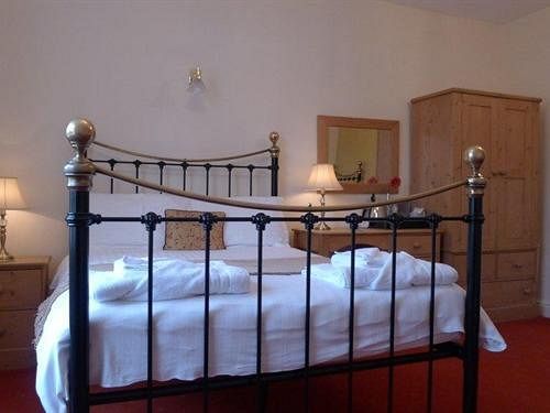 เดอะ ป็อปลาร์ Bed & Breakfast เทิร์สก์ ภายนอก รูปภาพ